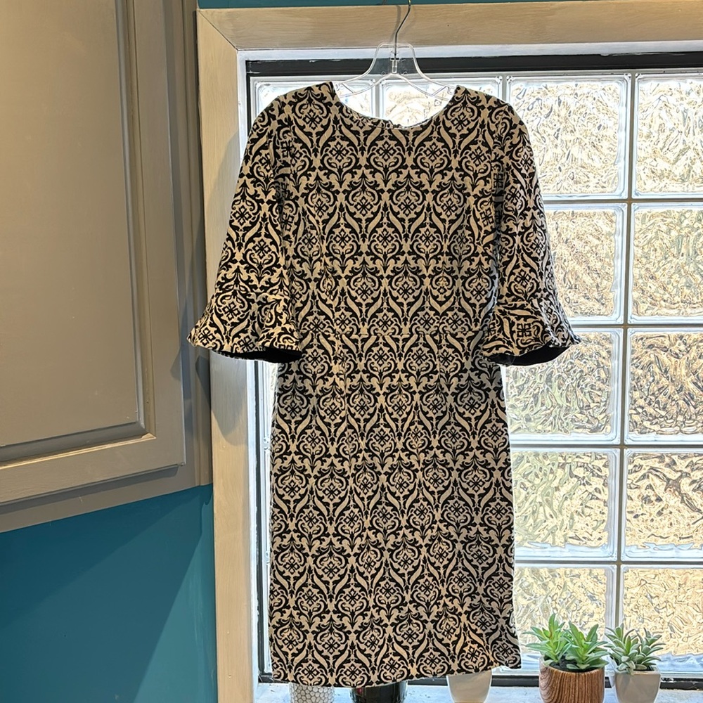 Black and white dress